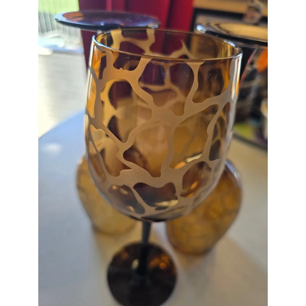 Set of 3 Amber Giraffe Print Etched Wine Glasses Brown Stem Safari‎ Barware